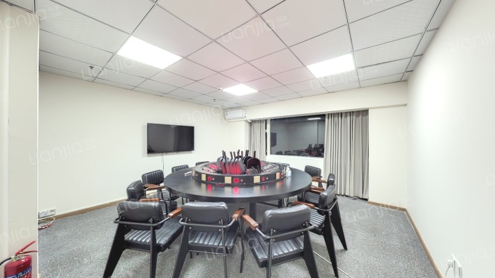 英龙展业大厦二手房实景图