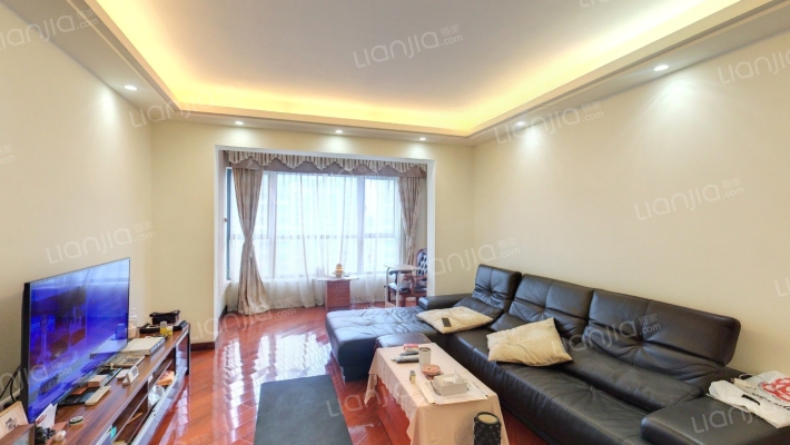 保利中宇花园二手房实景图