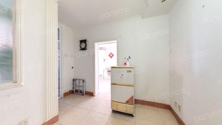 锡拉胡同13号院二手房实景图