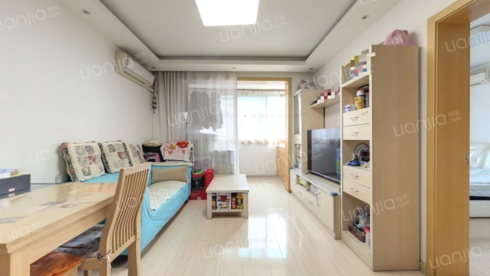 中虹公寓二手房实景图