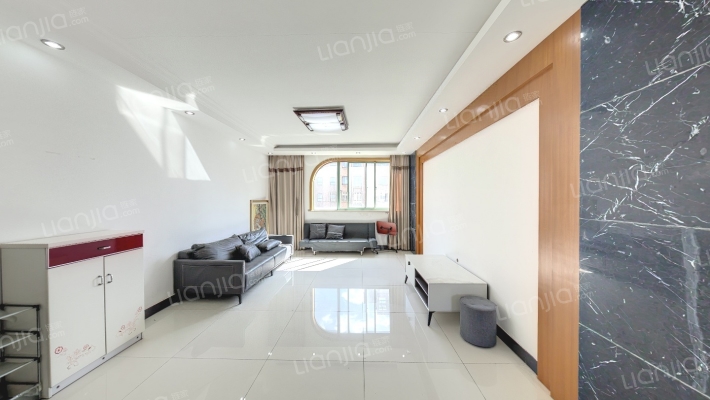 月亮湾园二手房实景图