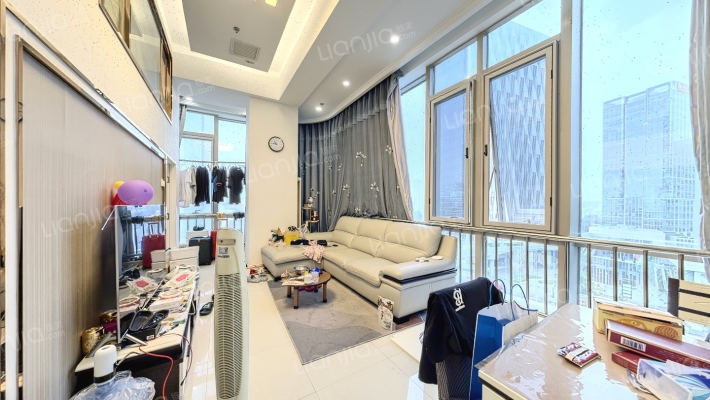 绿地中央广场二手房实景图