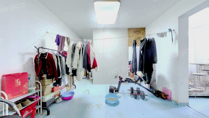 久润花园东区二手房实景图