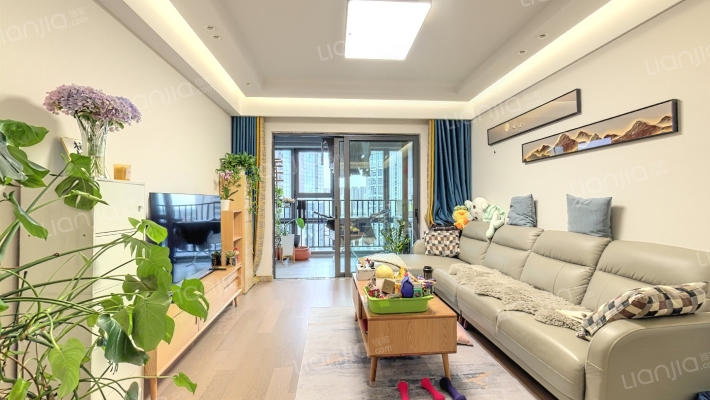 万科鑫苑SkyPark云璞二手房实景图