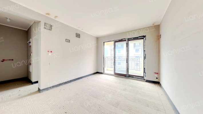 蓝光鹭湖长岛二手房实景图