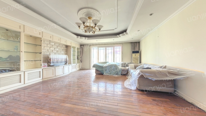 龙城花园W区二手房实景图