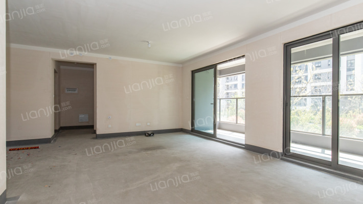 中海臻如府二手房实景图