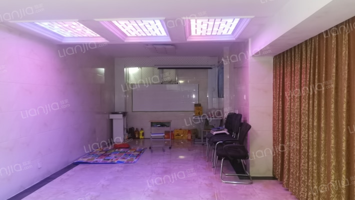 纯翠领域二手房实景图