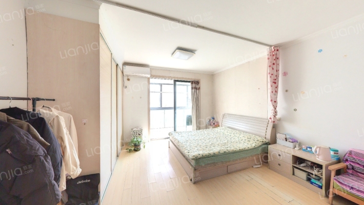 天鹅湖花园A区二手房实景图