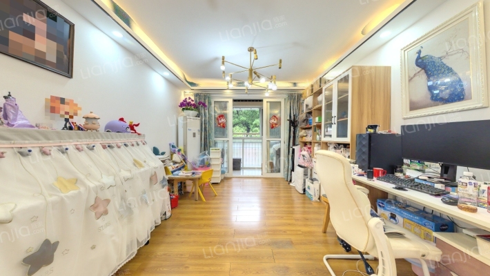沁春园三村二手房实景图