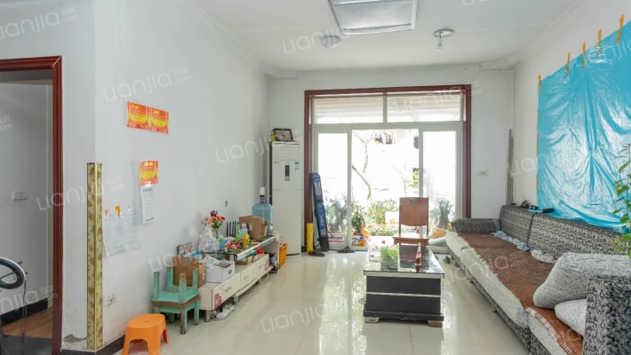 在水一方一期B区二手房实景图