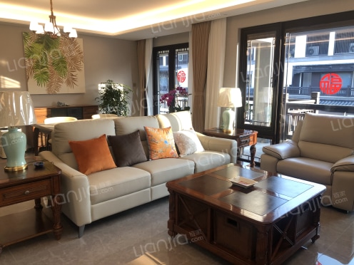 整租·春风湖滨 4室2厅 南