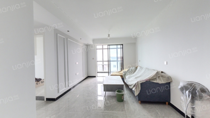 绿都澜湾榕园二手房实景图