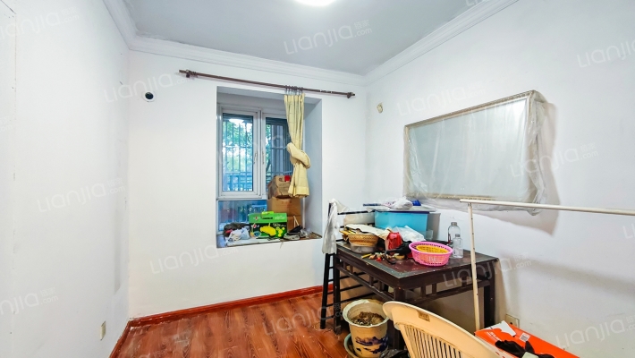 绿地金山名邸二手房实景图