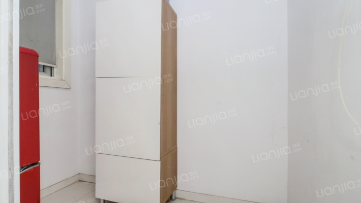 精益公寓二手房实景图