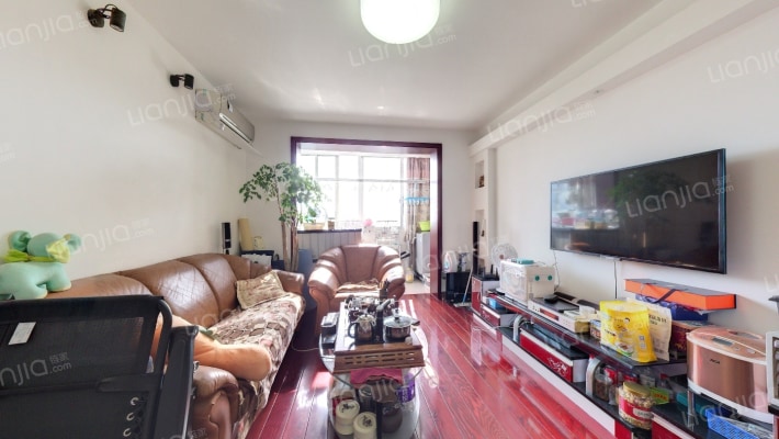 金信公寓二手房实景图