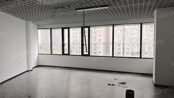 世茂外滩W+二手房实景图