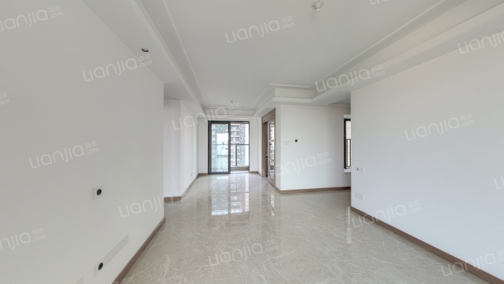 龙湖·金地天曜城二手房实景图