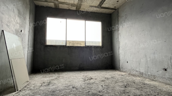 老爹广场二手房实景图