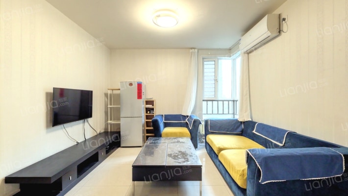 新景家园东区二手房实景图