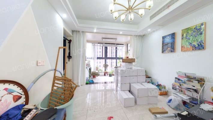 和昌湾景二手房实景图