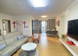 整租·滨海明珠轩 4室2厅 南_滨海明珠轩租房