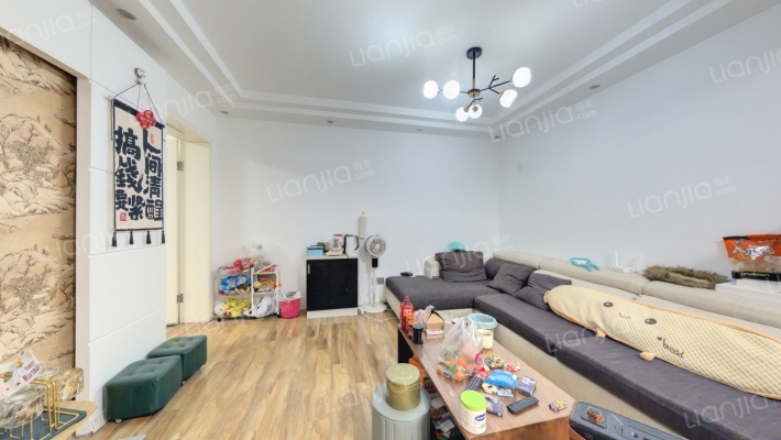 世界路151弄二手房实景图