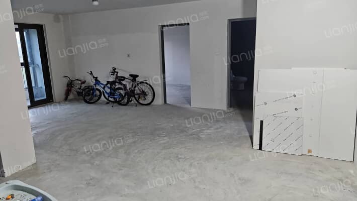 闳达雅苑二手房实景图