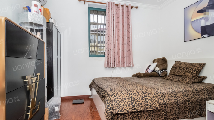 佳木斯路154弄二手房实景图