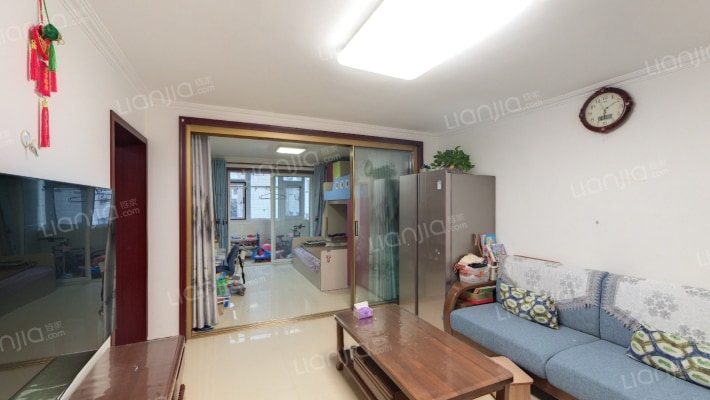 车站中里二手房实景图