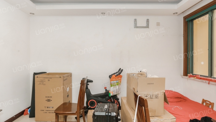 万里四季苑二手房实景图