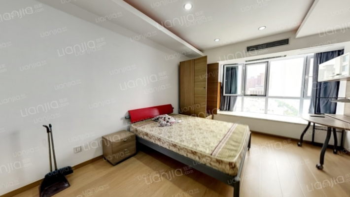 红星美凯龙创富国际二手房实景图