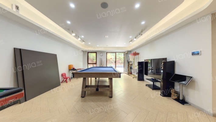 专家国际花园二手房实景图