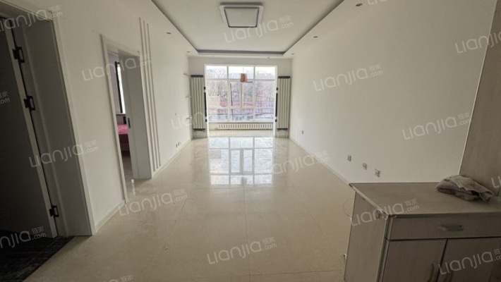 鸿源二号二手房实景图