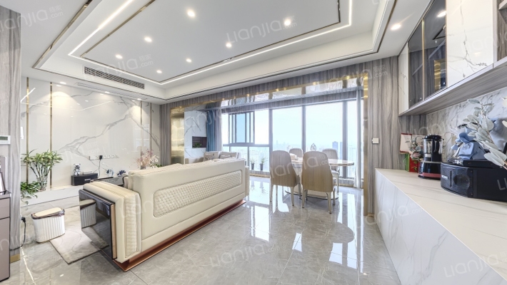 天空雲镜二手房实景图