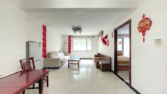 育新花园南里二手房实景图