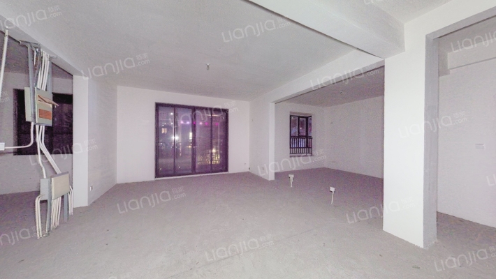 雅盛馨云二手房实景图