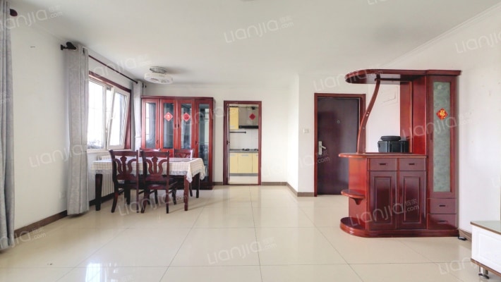 西府颐园二手房实景图