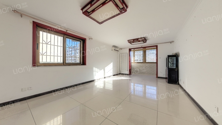 密西花园三期二手房实景图