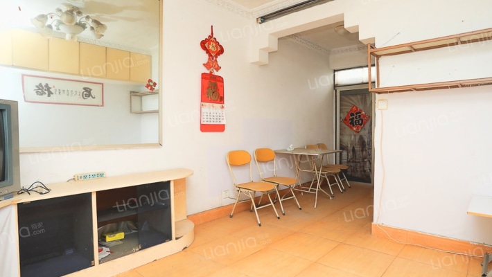 车站西一村二手房实景图