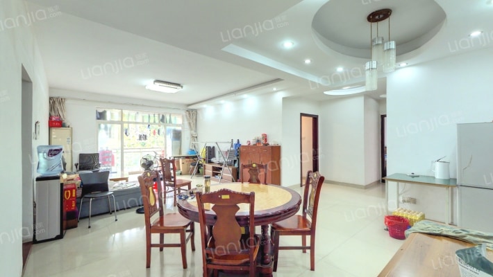 三正世纪豪门二手房实景图