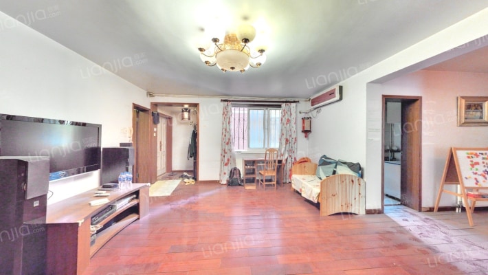 德胜世嘉二手房实景图