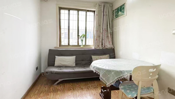 石化三建社区二手房实景图