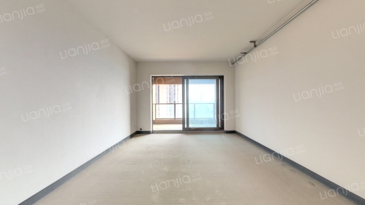 长嘉汇一期二手房实景图