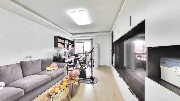 东郊小镇第六街区二手房实景图