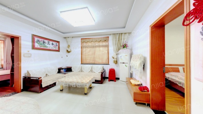 桦樟名苑二手房实景图