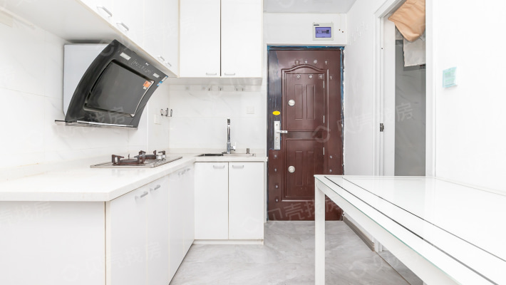 电梯房 满五年  采光好两房 近地铁 配套齐全 产权明晰-厨房