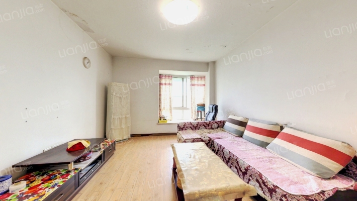 百姓之春二手房实景图