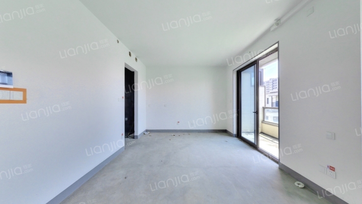 公元2040二手房实景图