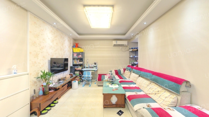 梧桐水岸花园B区二手房实景图